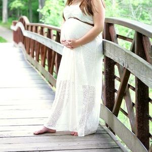 Lace maxi dress with belt